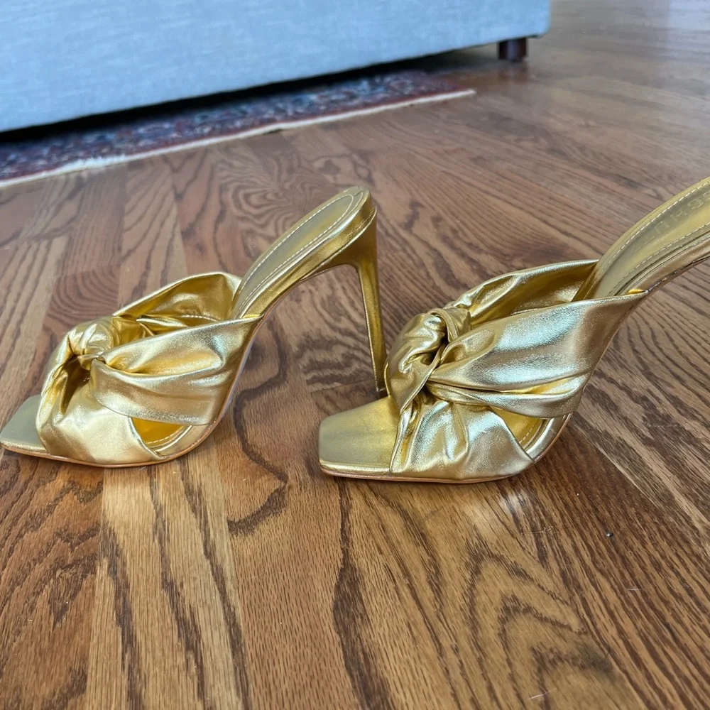 Schutz gold shoes - Picture 7 of 7